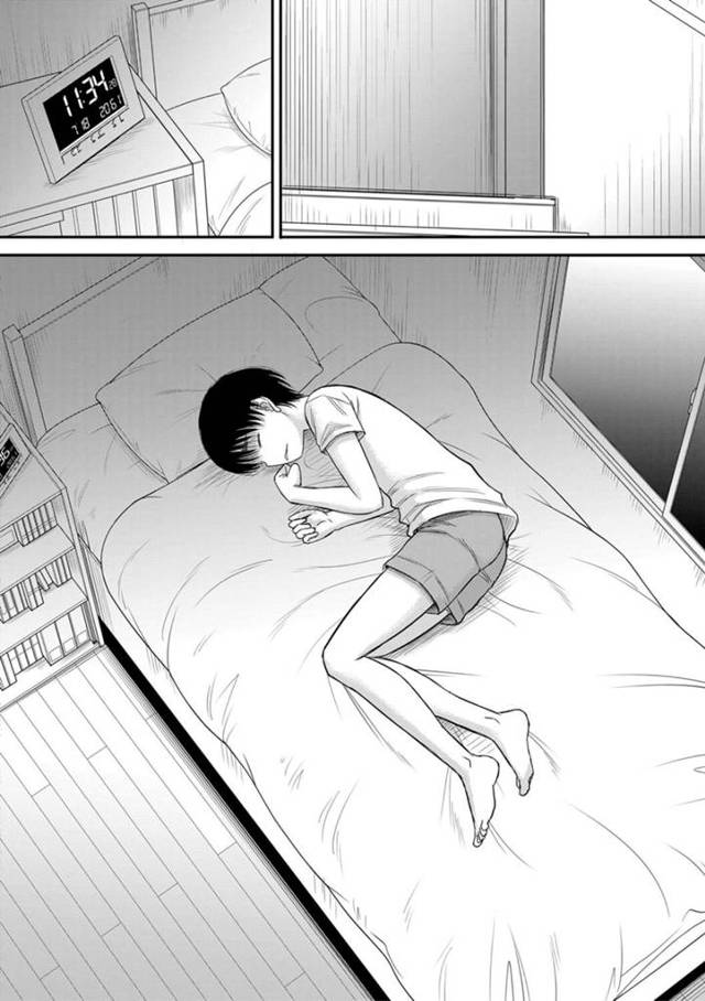 爆乳痴女人妻は息子である男と騎乗位セックス